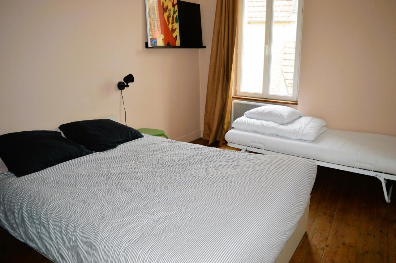 Graye-sur-Mer La Courette, Maison Avec Cour Proche Plage מראה חיצוני תמונה