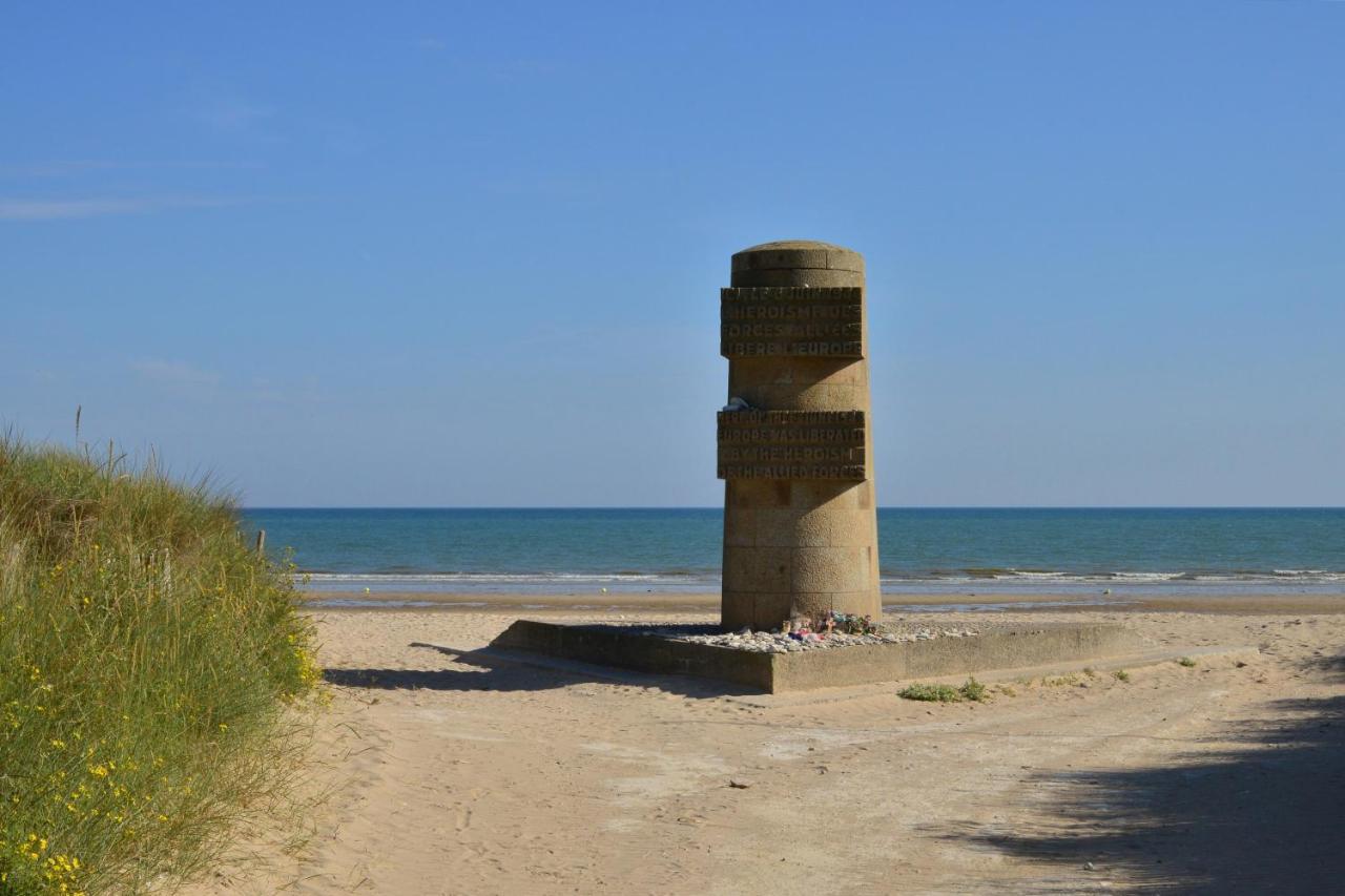 Graye-sur-Mer La Courette, Maison Avec Cour Proche Plage מראה חיצוני תמונה